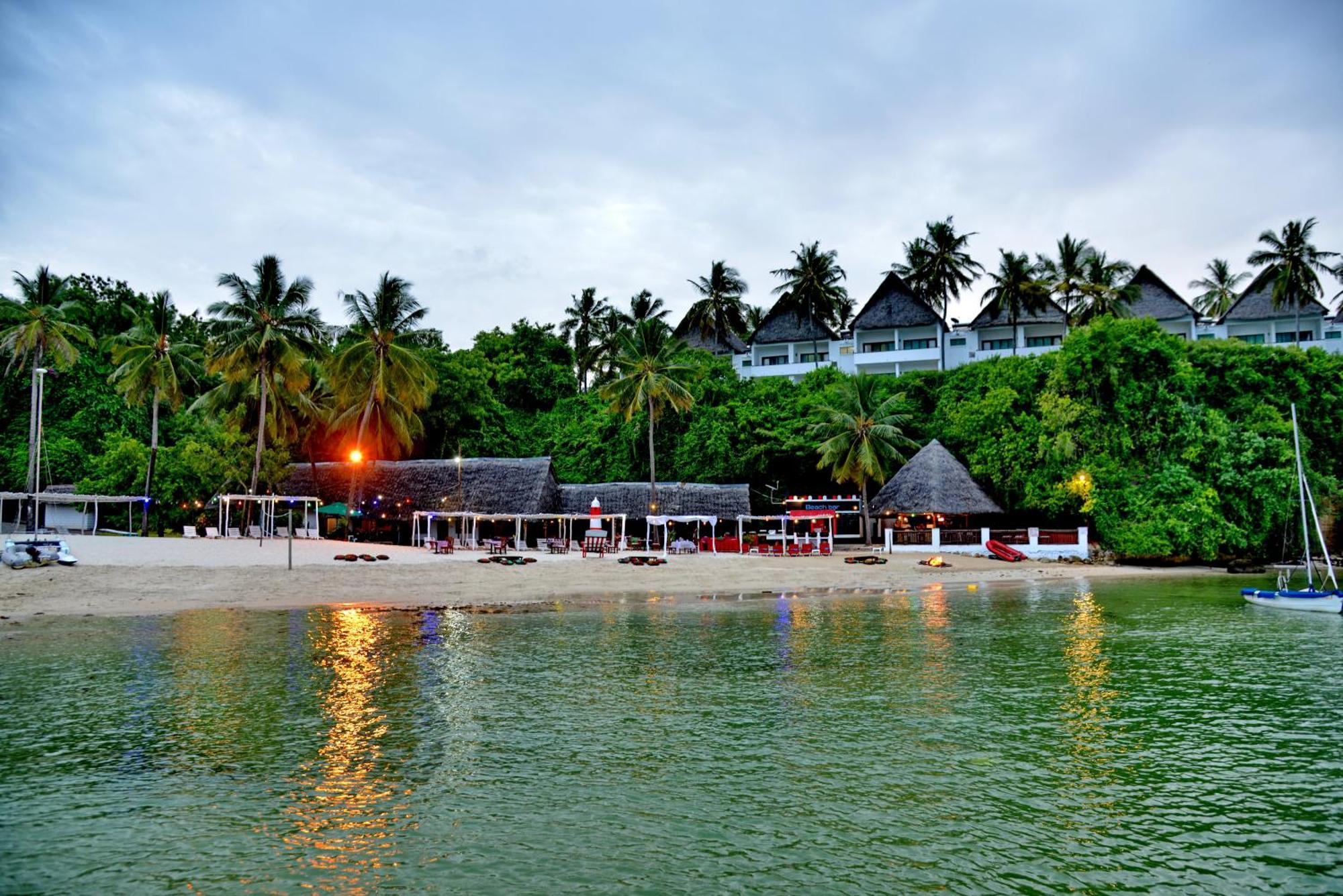 Mnarani Beach Club Килифи Екстериор снимка